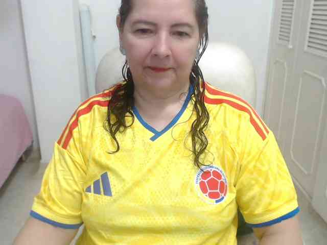 Model: leonela-68