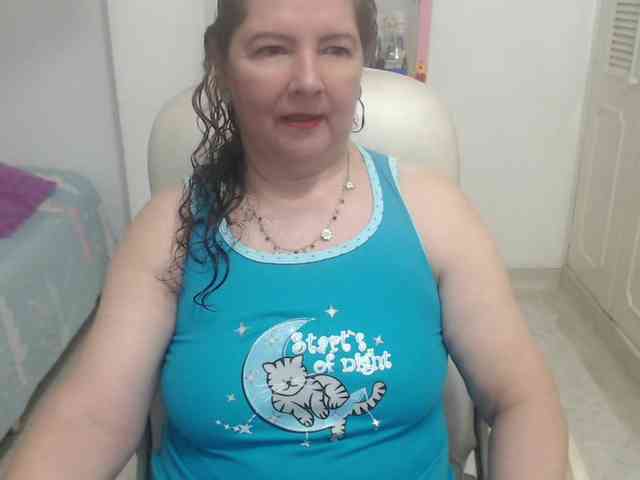 leonela-68 webcam