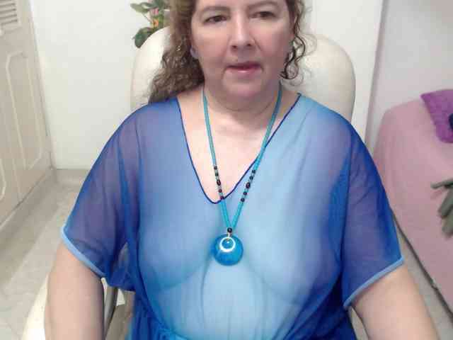 leonela-68 webcam