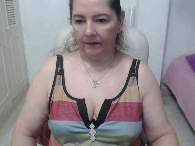 leonela-68 leonela-68