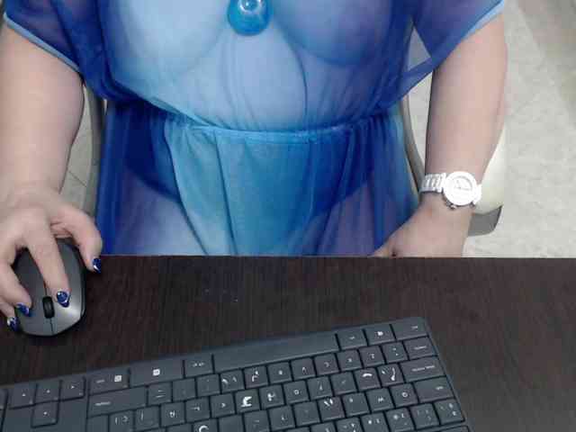 leonela-68 webcam