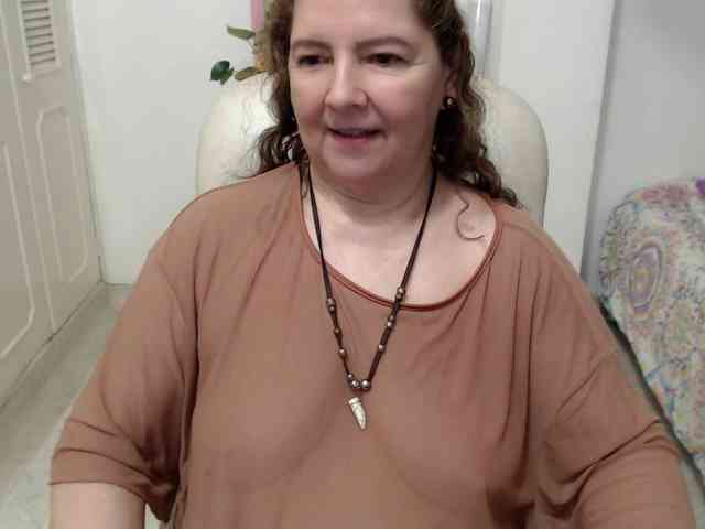 leonela-68 webcam