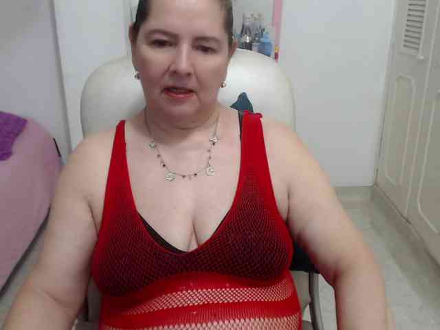 leonela-68 webcam