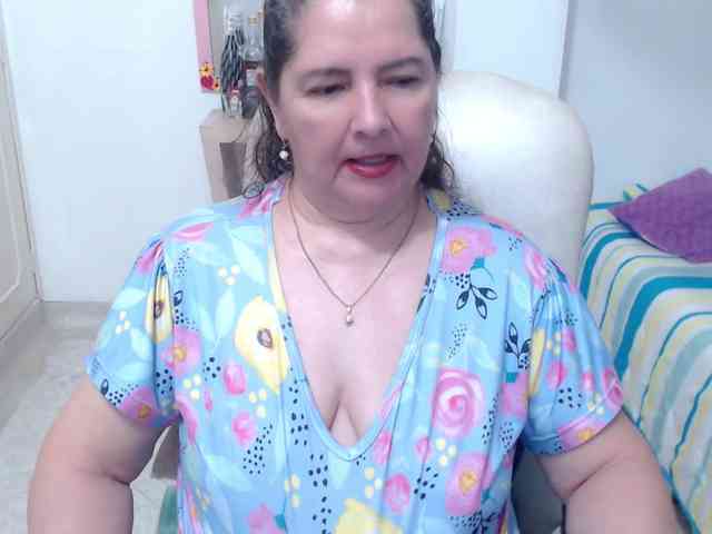 leonela-68 webcam