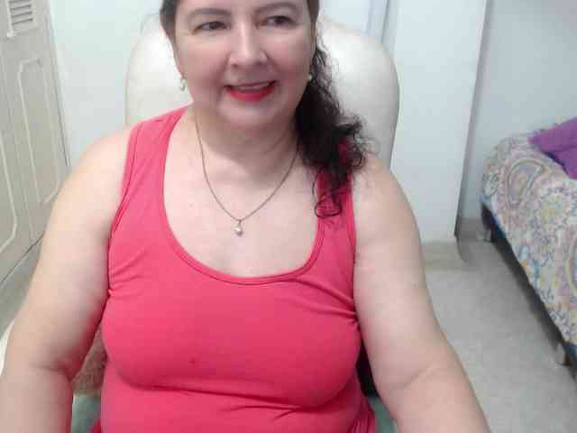 leonela-68