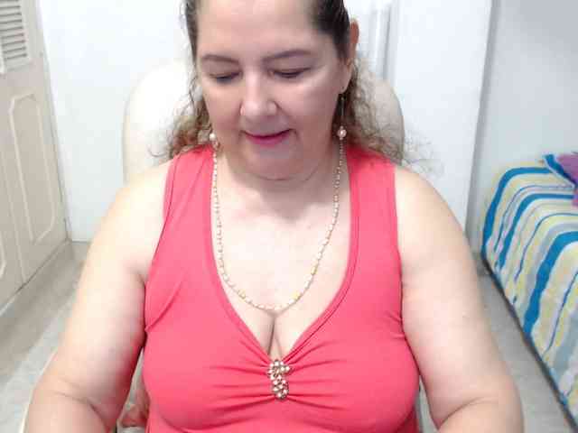 leonela-68 webcam