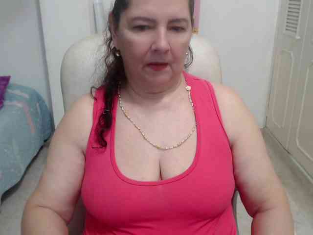 leonela-68 webcam