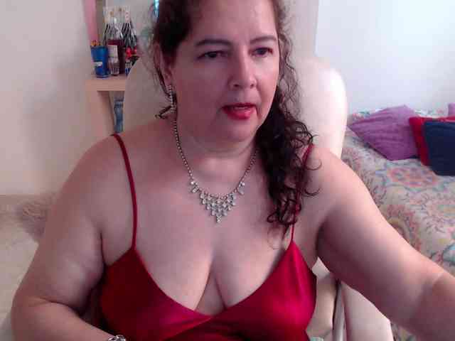 leonela-68 webcam