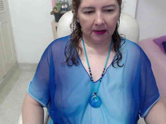 leonela-68