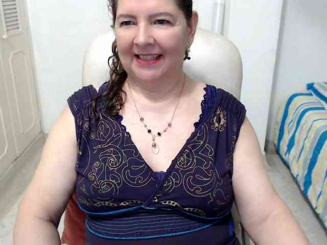 leonela-68 webcam