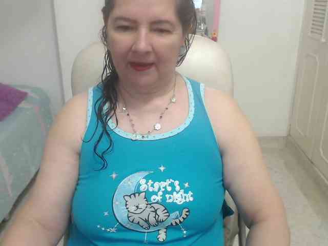 leonela-68 webcam