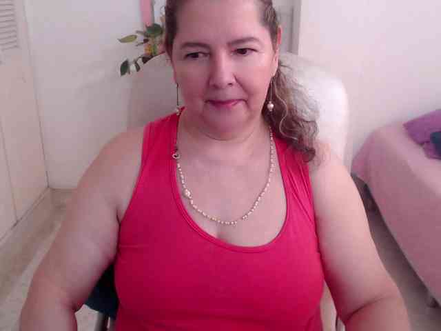 leonela-68 webcam
