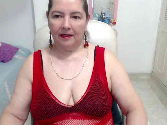 leonela-68 webcam