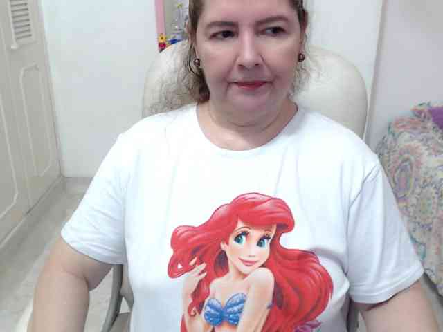 leonela-68 webcam