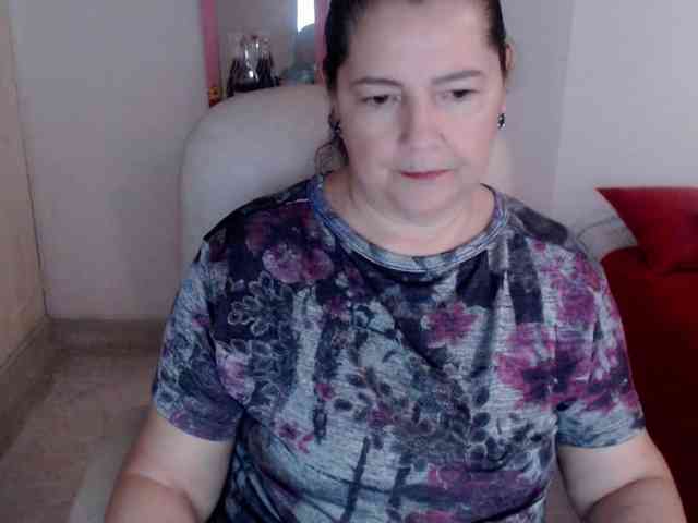 leonela-68 webcam