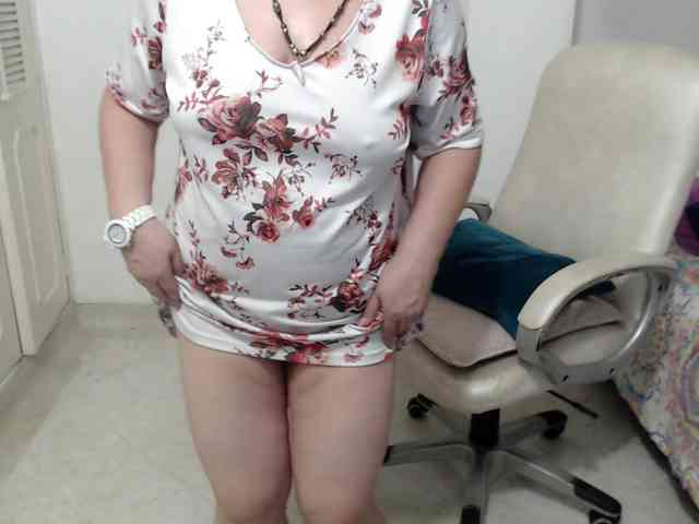 leonela-68 webcam