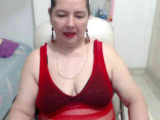 leonela-68