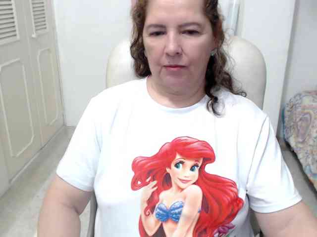 leonela-68 webcam