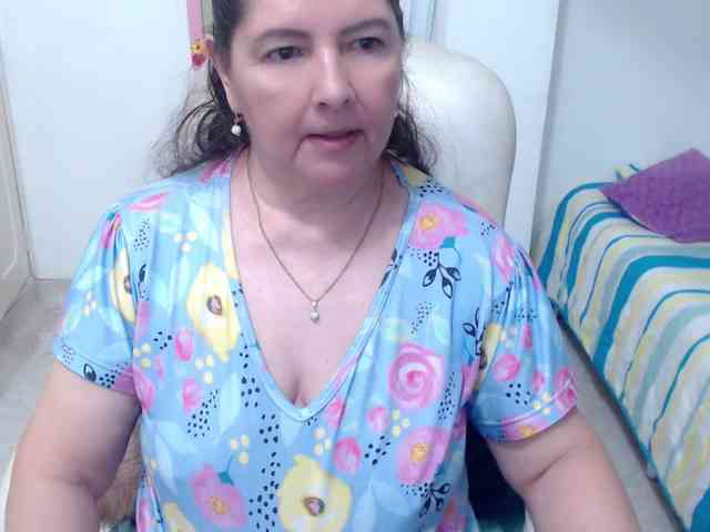 leonela-68 webcam