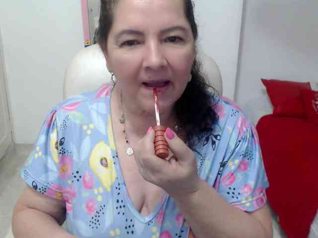 leonela-68 webcam