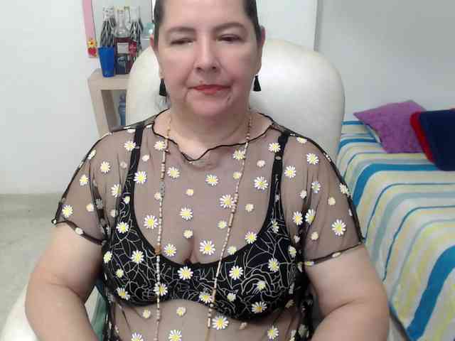 leonela-68 webcam