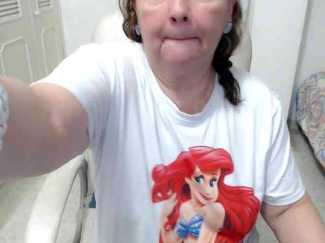 leonela-68 webcam