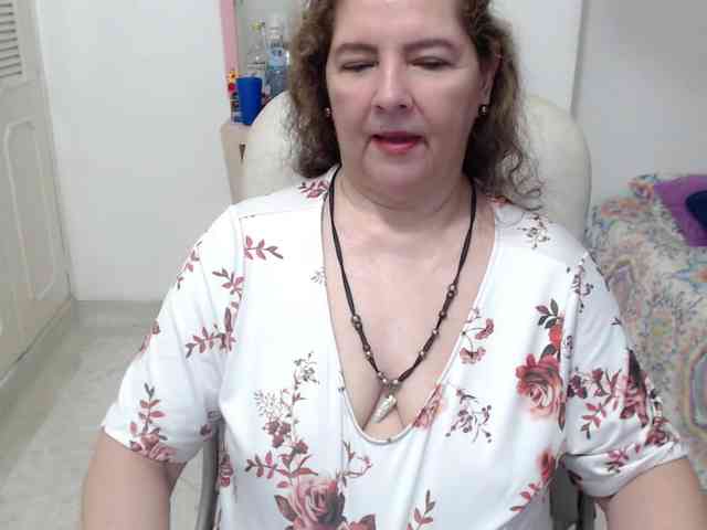 leonela-68 webcam