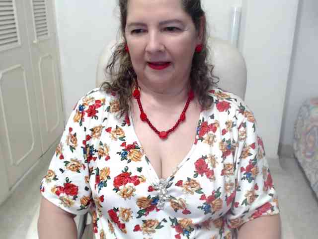 leonela-68 webcam