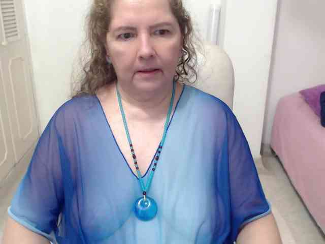 leonela-68 webcam