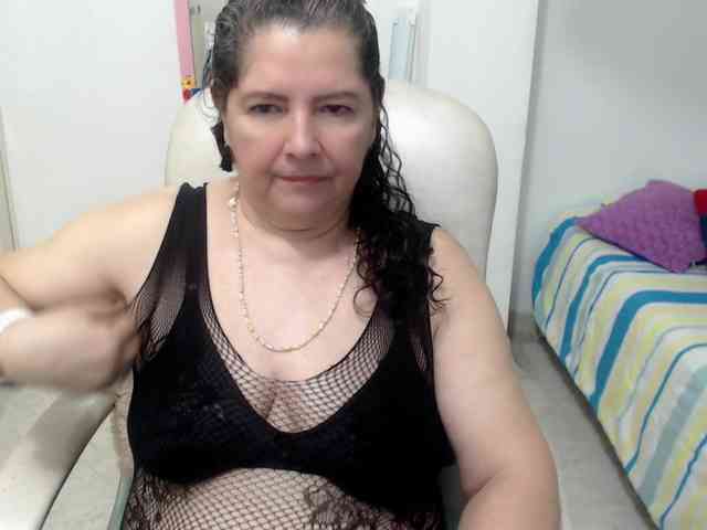 leonela-68