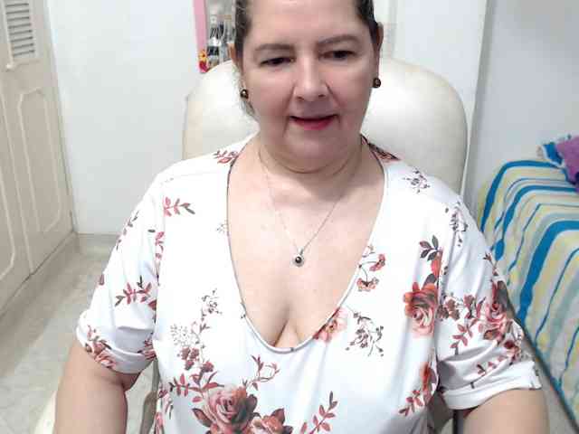 leonela-68