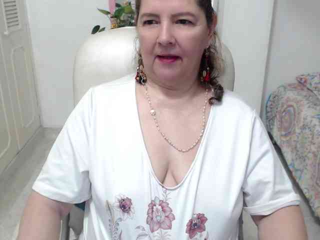leonela-68 webcam