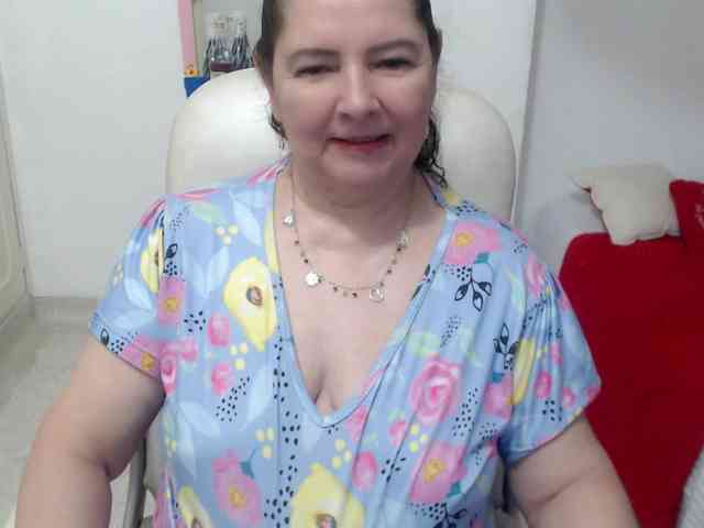 leonela-68 webcam