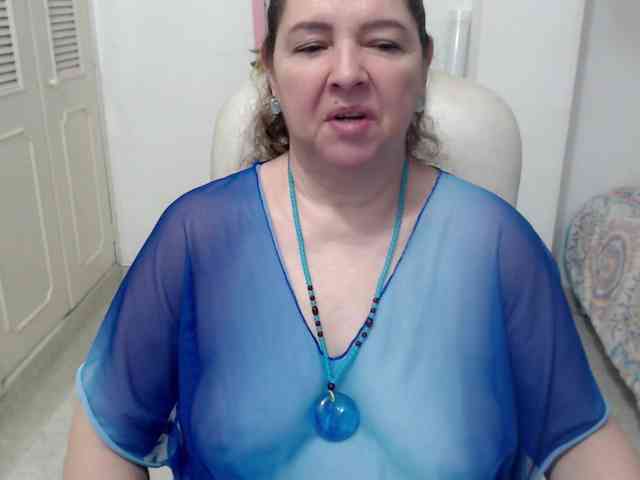 leonela-68 webcam