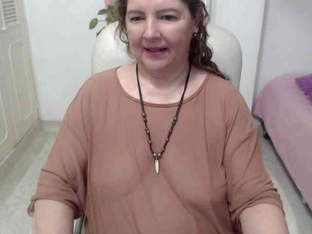 leonela-68 webcam