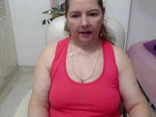 leonela-68 webcam