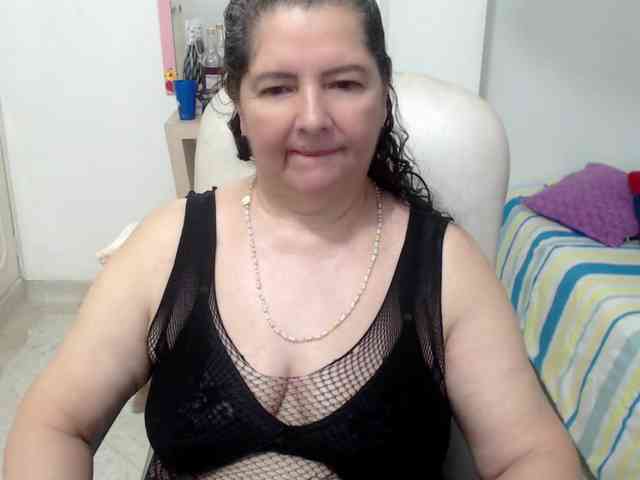 leonela-68 webcam