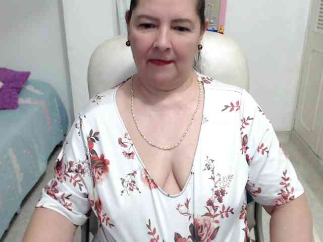 leonela-68 webcam
