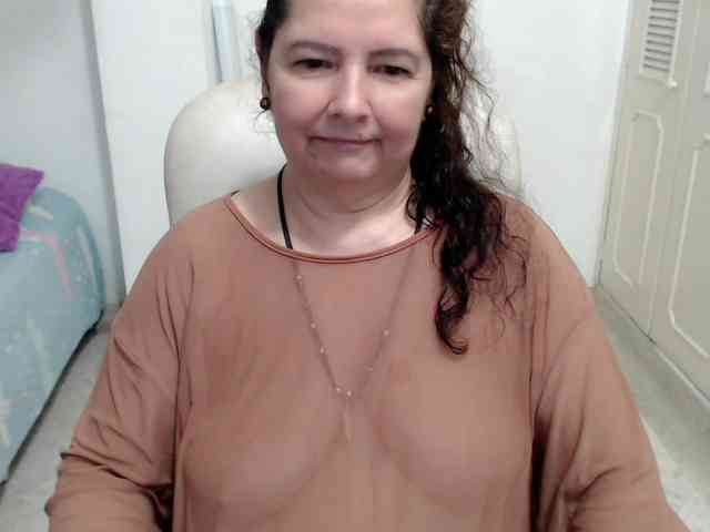 leonela-68 webcam