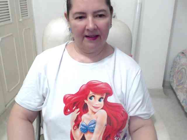 leonela-68 webcam