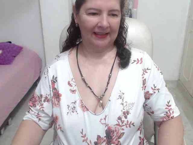 leonela-68