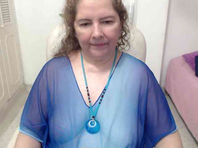 leonela-68 webcam