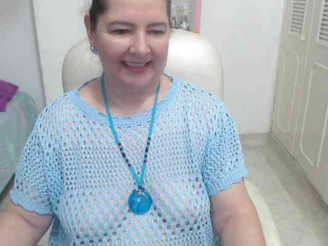leonela-68 webcam