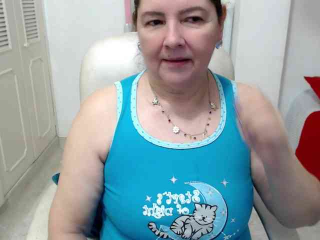 leonela-68