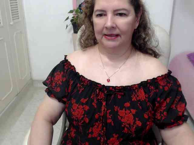 leonela-68 webcam