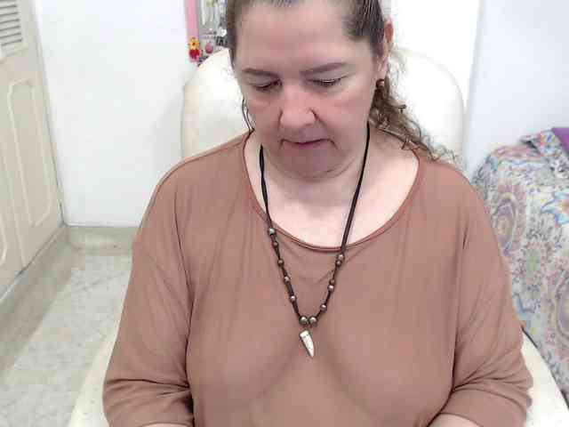 leonela-68 leonela-68