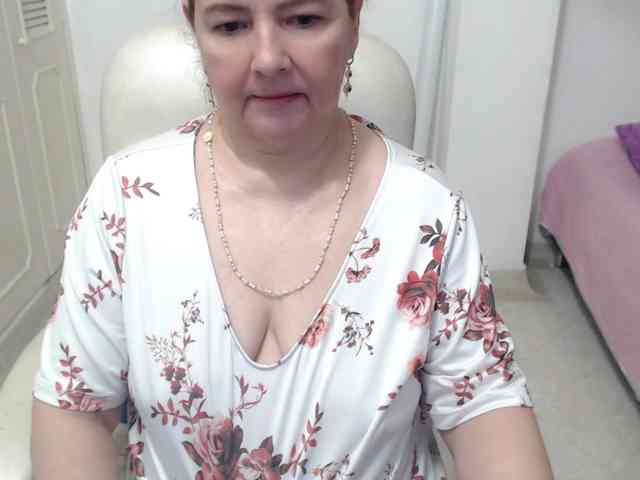leonela-68 webcam
