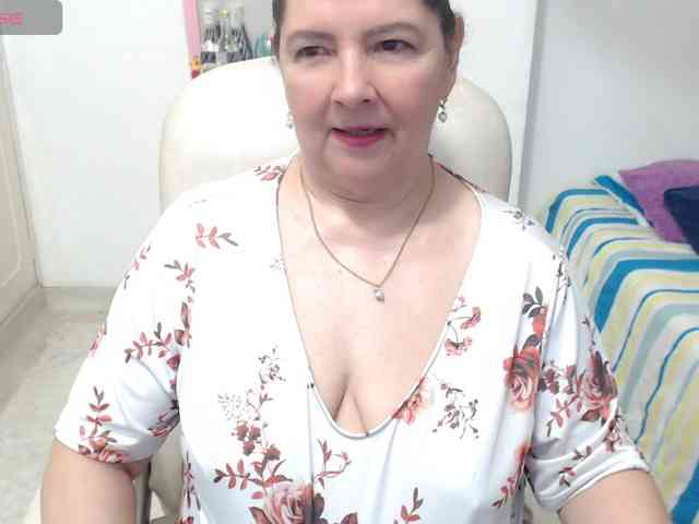 leonela-68