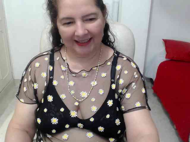 leonela-68 webcam