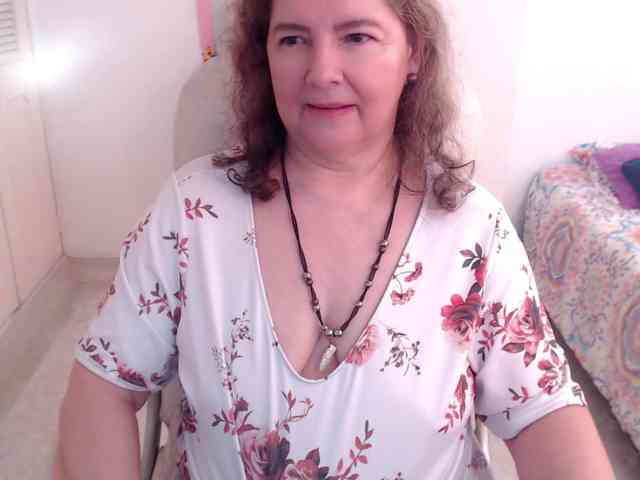 leonela-68 webcam